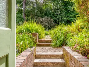 Fully equipped cottage with garden | Dogs allowed - Image 2