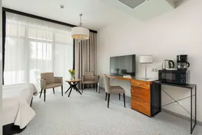 Su kowskiego 4C Ko obrzeg Stylish Studio Air Conditioning Sauna Swimming Pool - Image 3