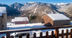 Apartment with pool | Mountain view - Image 2