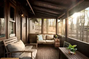 Spectacular Lofted Cabin with Screened Porch, BBQ, and Fire Pit in West Virginia - Image 5