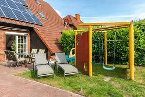 Child-friendly holiday home with sauna, garden & terrace | Suitable for remote work | Dogs allowed - Image 2