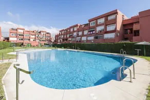 Familienorientierte charmante Ferienwohnung mit Garten und Pool | Strand in der Nähe - Image 2