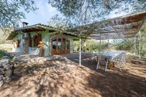 Voll ausgestattetes wunderschönes Ferienhaus mit Terrasse, privatem Pool und Garten | Gartenblick | Haustierfreundlich - Image 2