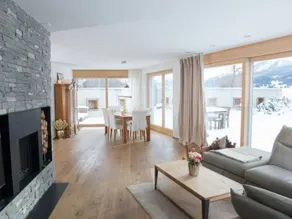 Valmala holiday flat for 5 people and a family dog with fenced garden - Image 2