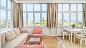 Apartment with garden | Sea view - Image 2