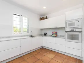 Family-oriented big apartment with terrace, pool & BBQ | Panoramic view - Image 2