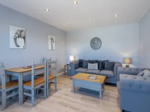 Children-friendly lovely cottage with barbecue, garden & hot tub | River view | Pet-friendly - Image 3