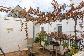 House with garden, terrace & barbecue | Suitable for remote work - Image 4