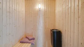 Child-friendly house with terrace, sauna & private pool | Dogs allowed - Image 4