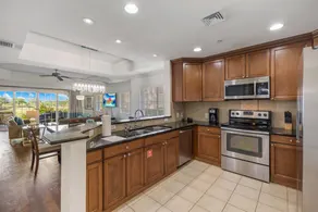 Appartement en copropriété convivial et familial avec piscine et terrasse - Image 3