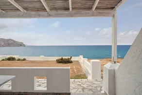 Studio with garden & pool | Garden view - Image 2