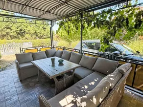 House with barbeque, terrace & garden - Image 5