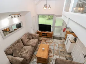 Cottage avec jardin - Image 2