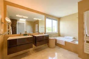 Familienorientierte Villa mit Pool, Garten und Grill | Meerblick | Neben dem Strand - Image 5