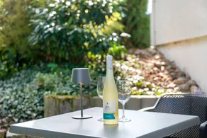 Lake Constance Bungalow – 'Souterrain' Apartment with Private Terrace, Shared Garden & Wi-Fi - Image 4
