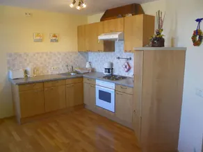 Flat with BBQ - Image 4