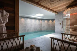 Chalet con sauna, giardino e piscina privata | Vista sul lago | Ideale per lavorare da remoto - Image 3