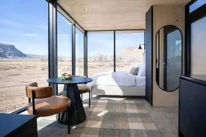 Unique Mirror Studio Retreat with Panoramic Views near Capitol Reef, Torrey Utah - Image 2