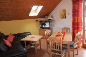 Family-oriented beautiful holiday apartment with terrace, garden & barbecue - Image 5
