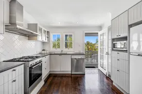 Fully equipped flat with terrace | Next to the beach - Image 5