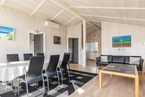 Fully equipped house with terrace, sauna & garden - Image 5