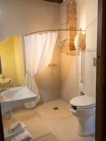 Bed & breakfast adatto alle famiglie con giardino | Vista panoramica | Ammette cani - Image 5