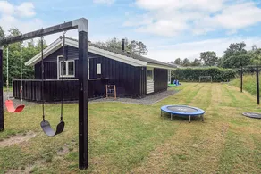 Fully equipped nice holiday home with sauna & terrace - Image 2