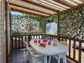 House with barbeque, terrace & pool - Image 3