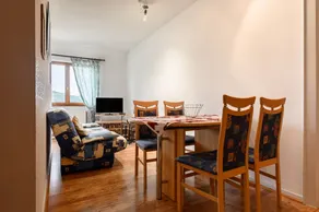Apartment “Le Sapin - Gîte Les 4 Vents” with Mountain View, Shared Garden, and Wi-Fi - Image 3