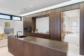 Holiday home with barbecue & terrace | Sea view - Image 4