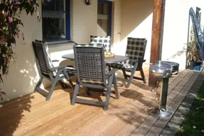 Holiday home with barbeque, terrace & garden - Image 2