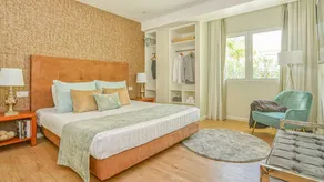 Villa adaptée aux familles avec piscine privée, jardin et terrasse - Image 2