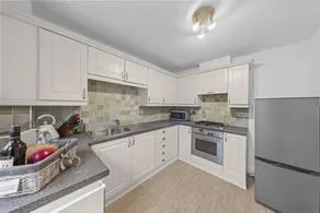 Fully equipped house with garden | Pets allowed - Image 2