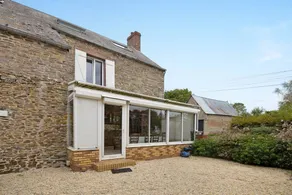 Familienfreundliches Landhaus mit Terrasse, Grill und Garten | Gartenblick | Perfekt für die Arbeit von Zuhause | Haustiere sind willkommen - Image 2