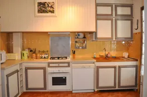 Fully equipped beautiful house with terrace & pool | Garden view | Pets allowed - Image 3