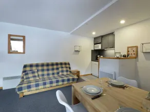 Studio with pool | Mountain view - Image 3