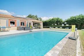 Ferienhaus mit Pool, Garten und Terrasse | Bergblick - Image 2