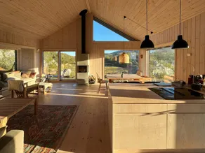 Architect-designed cabin with views of Sigdal - Image 2