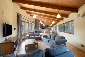 Holiday home with terrace, private pool & barbeque | Mountain view - Image 3