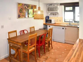 Casa rural con jardín - Image 4