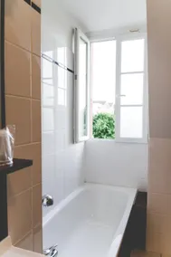 Apartment with heated pool - Image 2