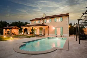Villa con jardín, barbacoa y terraza - Image 2
