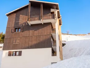 House | Mountain view - Image 2