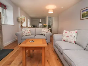 Cottage adapté aux familles avec jardin | Avec animaux bienvenus - Image 4