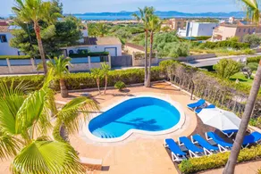 Child-friendly big villa with barbecue, private pool & garden - Image 2