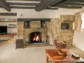 Cottage with garden - Image 4