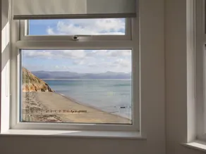 Child-friendly cottage | Beach view | Beach nearby - Image 5