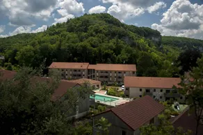 Nice apartment with garden | Pets allowed - Image 2