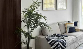 Family-oriented big flat with pool, garden & terrace | Garden view | Pets allowed - Image 2