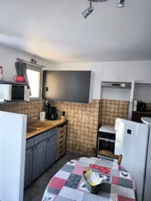 Pleasant studio with terrace, barbecue & garden | Garden view - Image 3